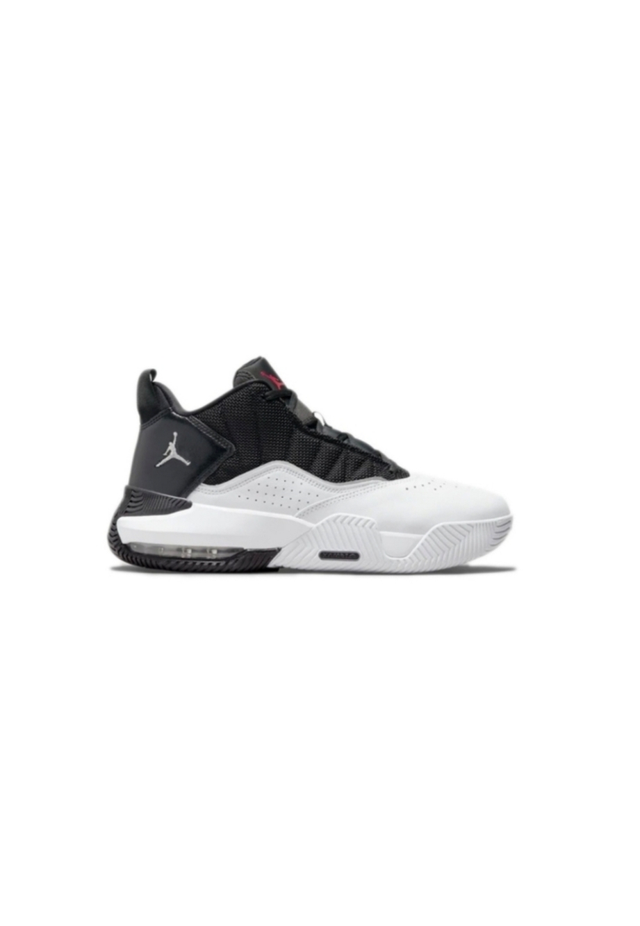 Jordan stay loyal shoes